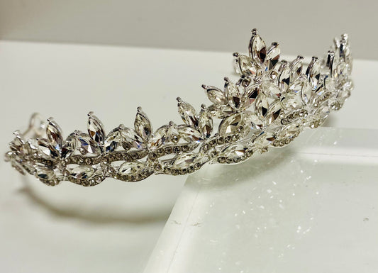 Diamonte Tiara