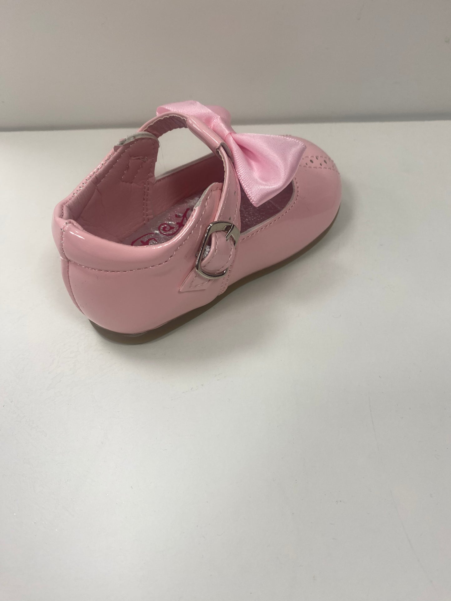 Girls Pink Bow Shoe W/ Buckle