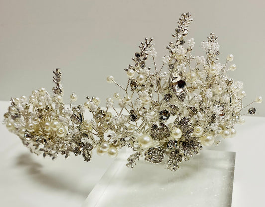 Floral Pearl Crown