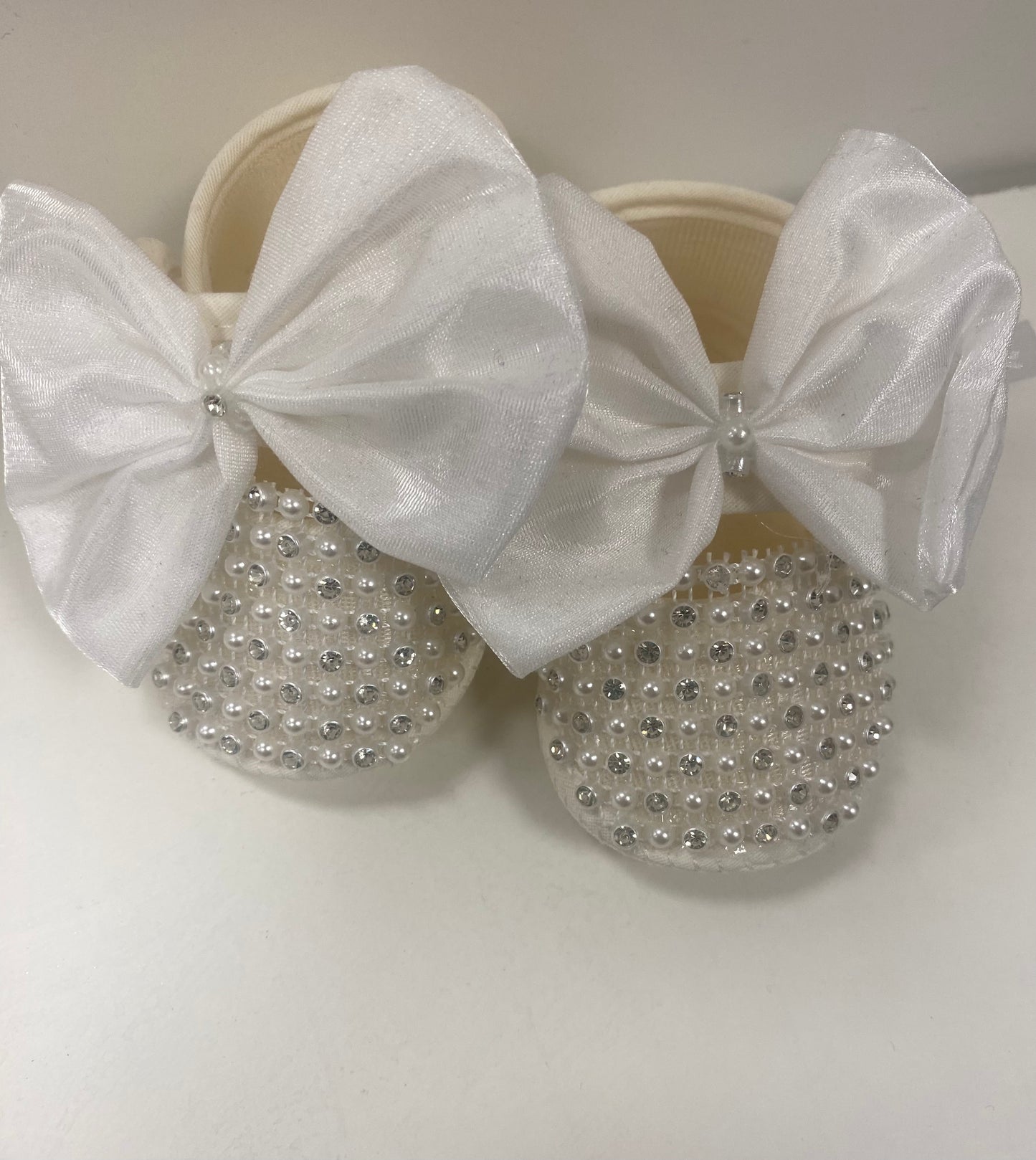 Girls Ivory Big Bow & Diamonte Shoe